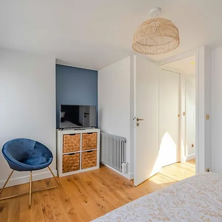 Neptune Yourhosthelper * Trouville-sur-Mer