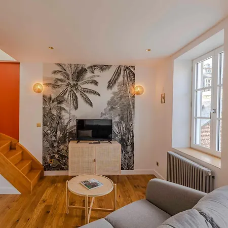 Neptune Apartman *